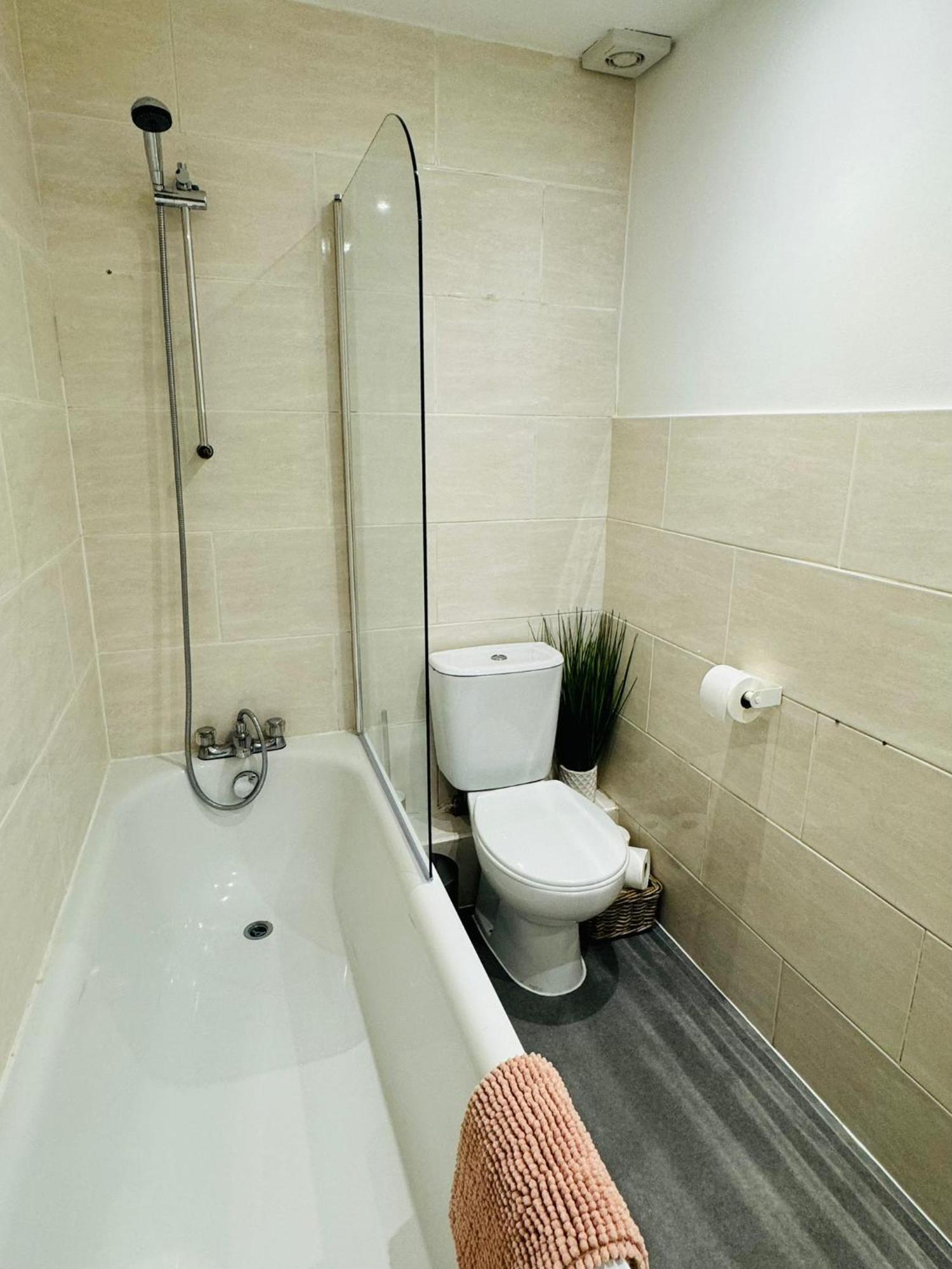 Jubilee Rooms 15 Minutes Central London Exterior photo